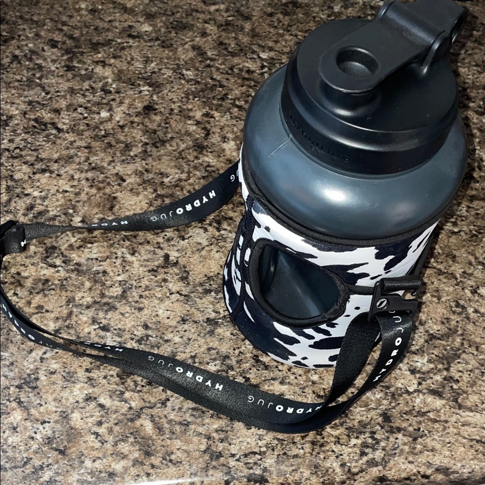 HydroJug Black and White Insulated Bottle Carrier with Strap